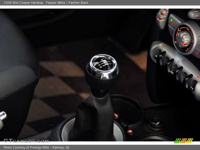 Pepper White / Panther Black 2008 Mini Cooper Hardtop