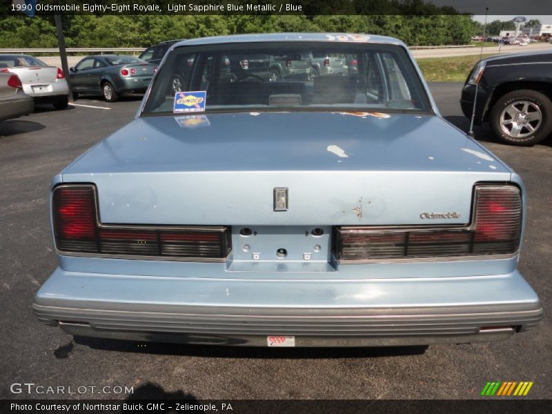Light Sapphire Blue Metallic / Blue 1990 Oldsmobile Eighty-Eight Royale