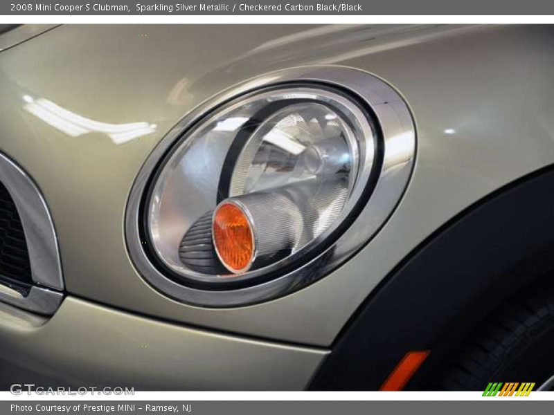 Sparkling Silver Metallic / Checkered Carbon Black/Black 2008 Mini Cooper S Clubman