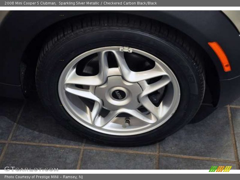 Sparkling Silver Metallic / Checkered Carbon Black/Black 2008 Mini Cooper S Clubman