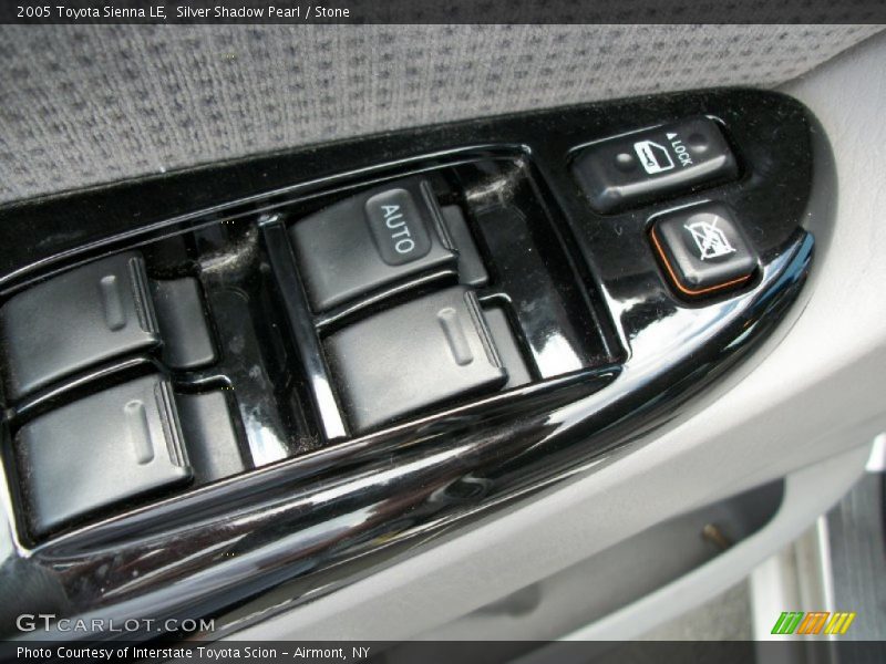 Silver Shadow Pearl / Stone 2005 Toyota Sienna LE