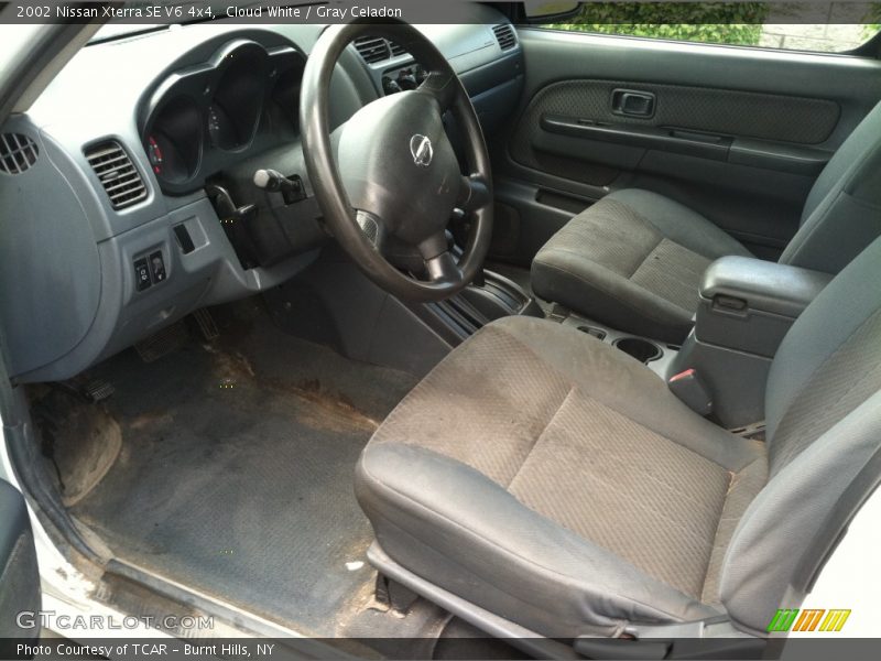 Cloud White / Gray Celadon 2002 Nissan Xterra SE V6 4x4