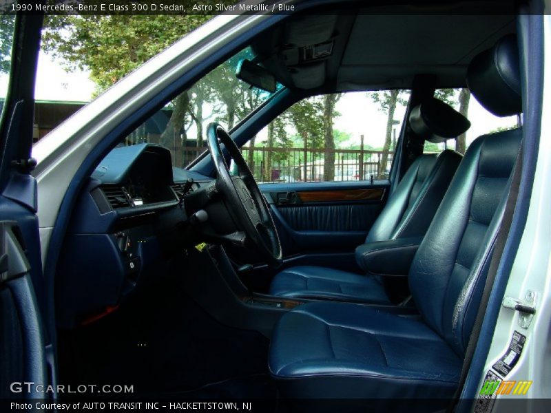  1990 E Class 300 D Sedan Blue Interior