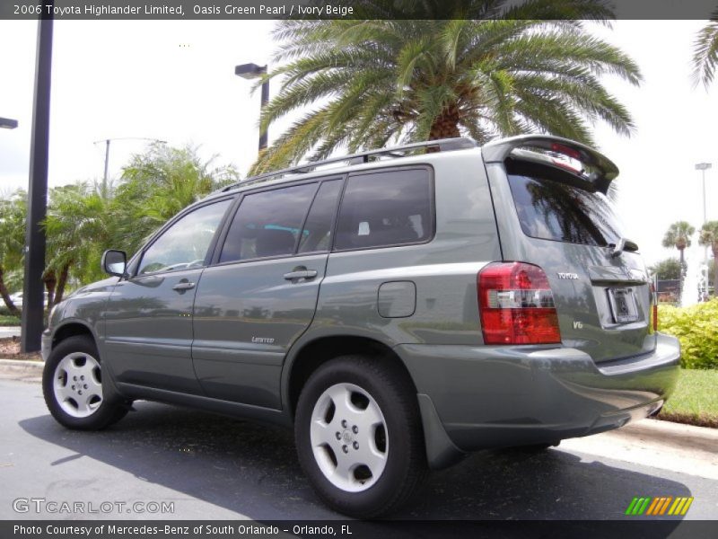 Oasis Green Pearl / Ivory Beige 2006 Toyota Highlander Limited