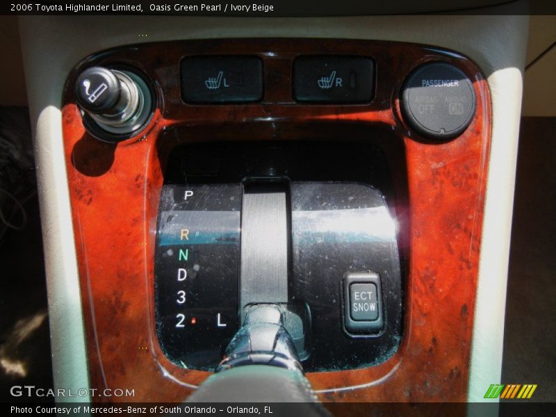 Oasis Green Pearl / Ivory Beige 2006 Toyota Highlander Limited