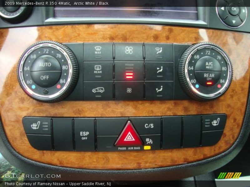 Arctic White / Black 2009 Mercedes-Benz R 350 4Matic