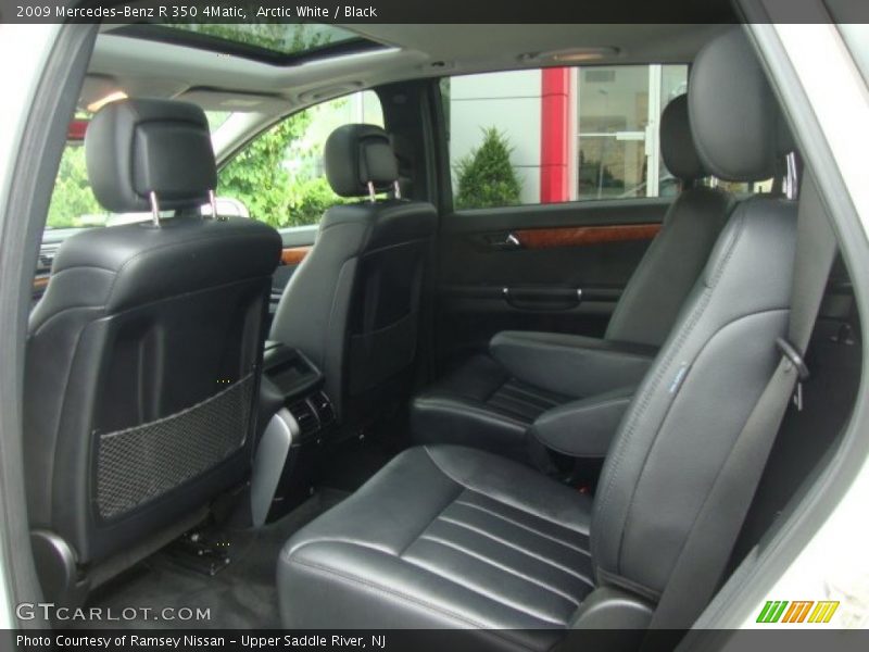 Arctic White / Black 2009 Mercedes-Benz R 350 4Matic