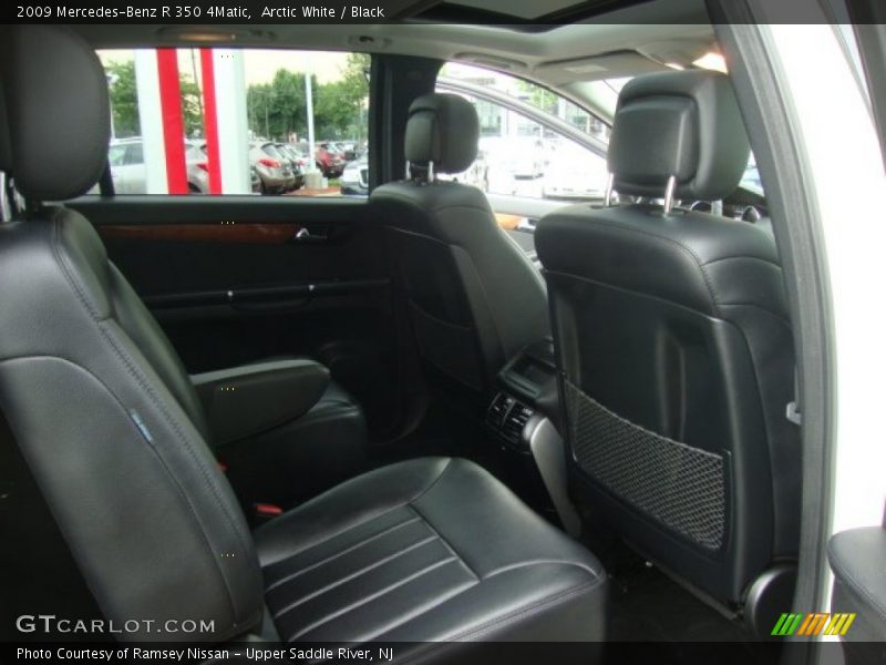 Arctic White / Black 2009 Mercedes-Benz R 350 4Matic