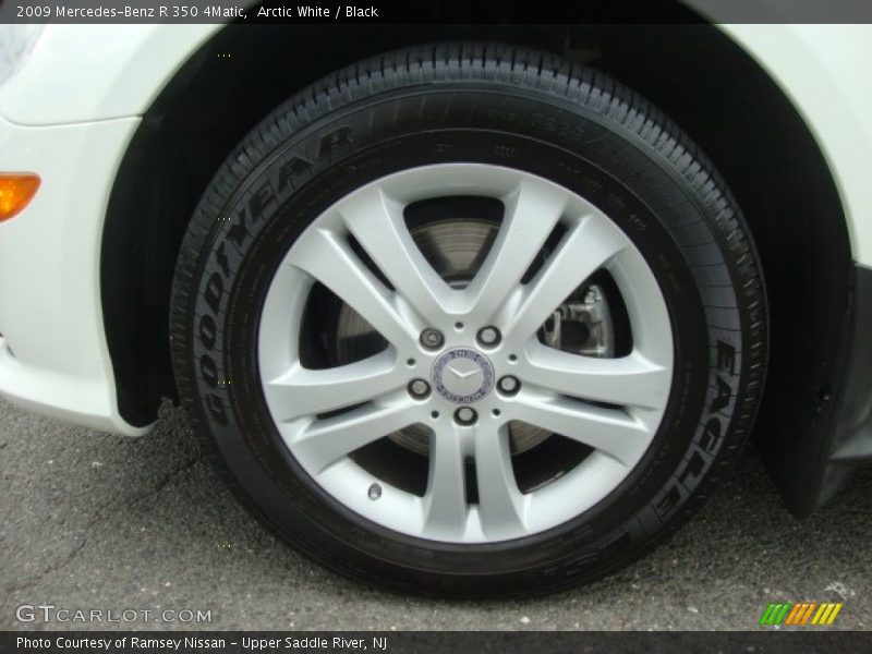 Arctic White / Black 2009 Mercedes-Benz R 350 4Matic