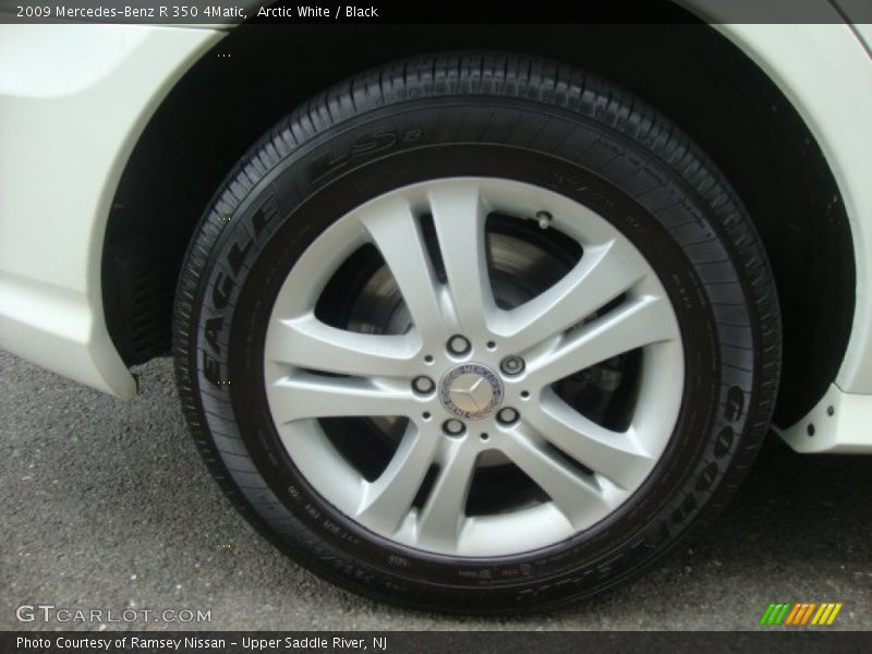Arctic White / Black 2009 Mercedes-Benz R 350 4Matic