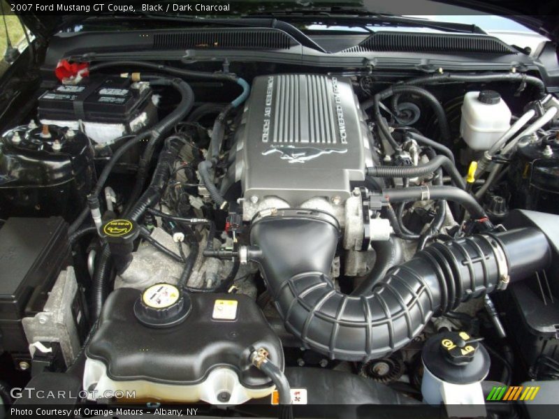  2007 Mustang GT Coupe Engine - 4.6 Liter SOHC 24-Valve VVT V8