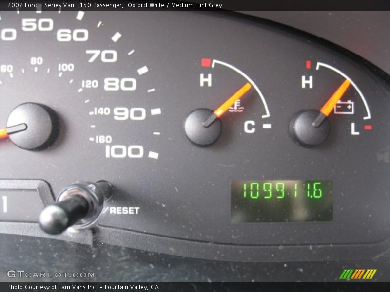 Oxford White / Medium Flint Grey 2007 Ford E Series Van E150 Passenger