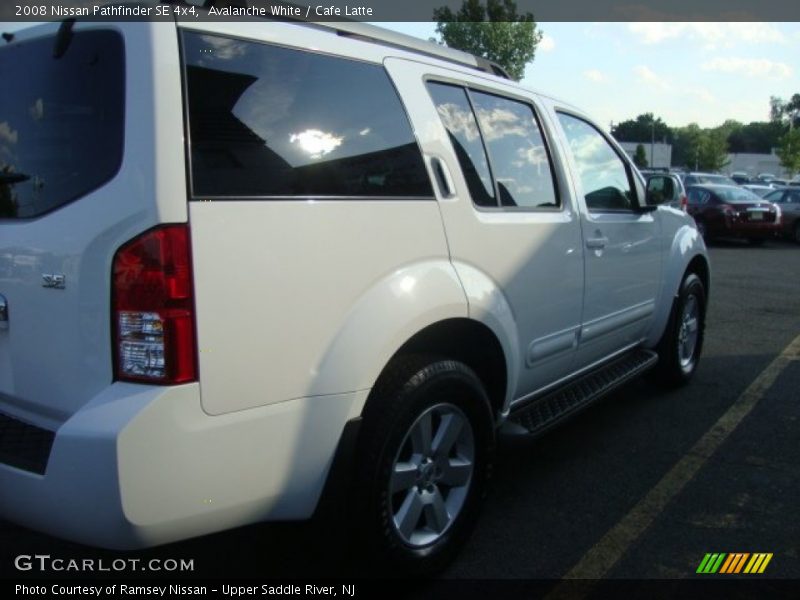 Avalanche White / Cafe Latte 2008 Nissan Pathfinder SE 4x4