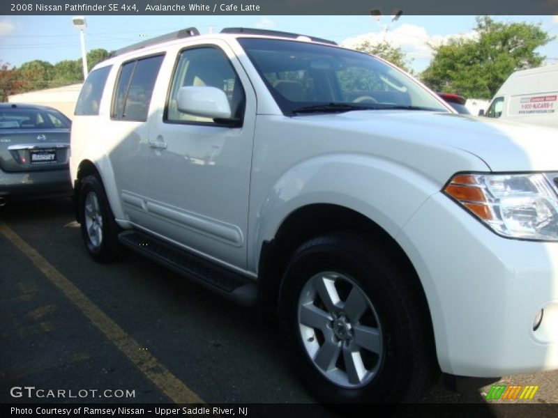 Avalanche White / Cafe Latte 2008 Nissan Pathfinder SE 4x4