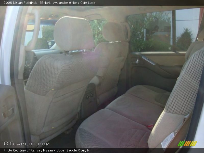 Avalanche White / Cafe Latte 2008 Nissan Pathfinder SE 4x4