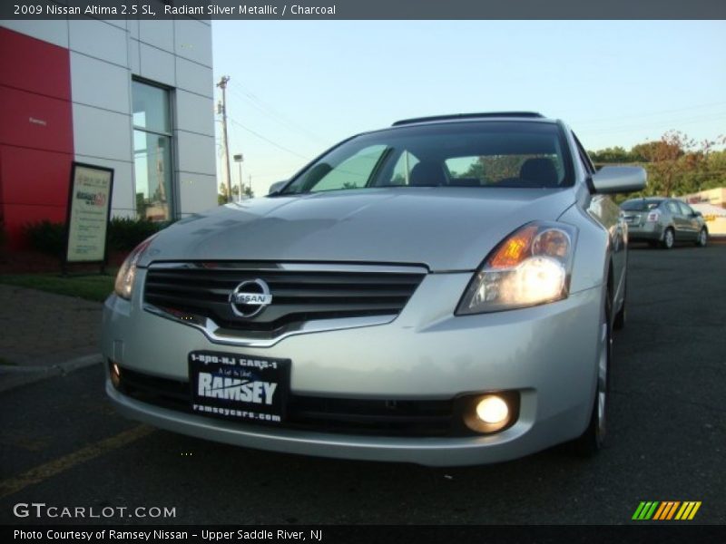 Radiant Silver Metallic / Charcoal 2009 Nissan Altima 2.5 SL