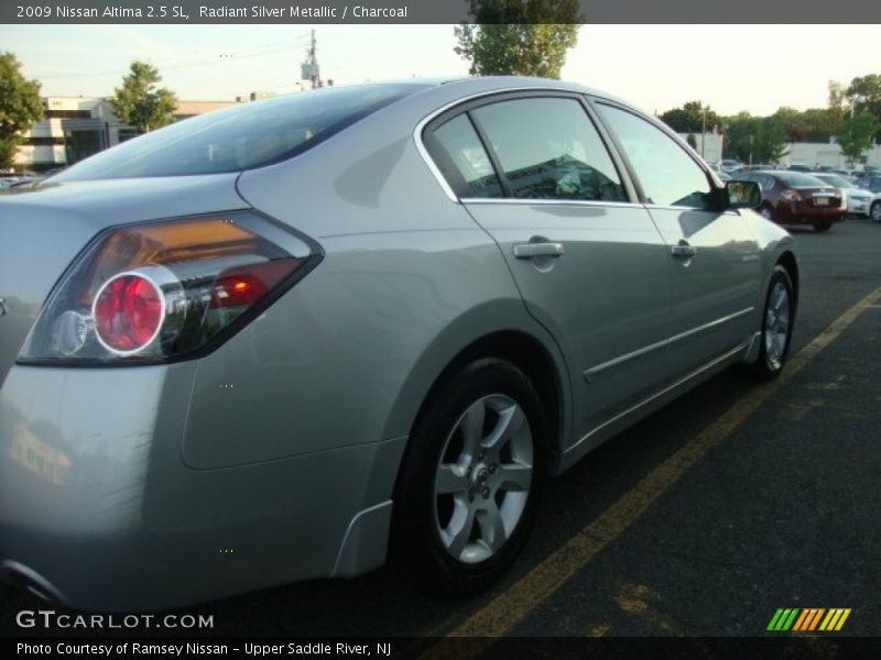 Radiant Silver Metallic / Charcoal 2009 Nissan Altima 2.5 SL