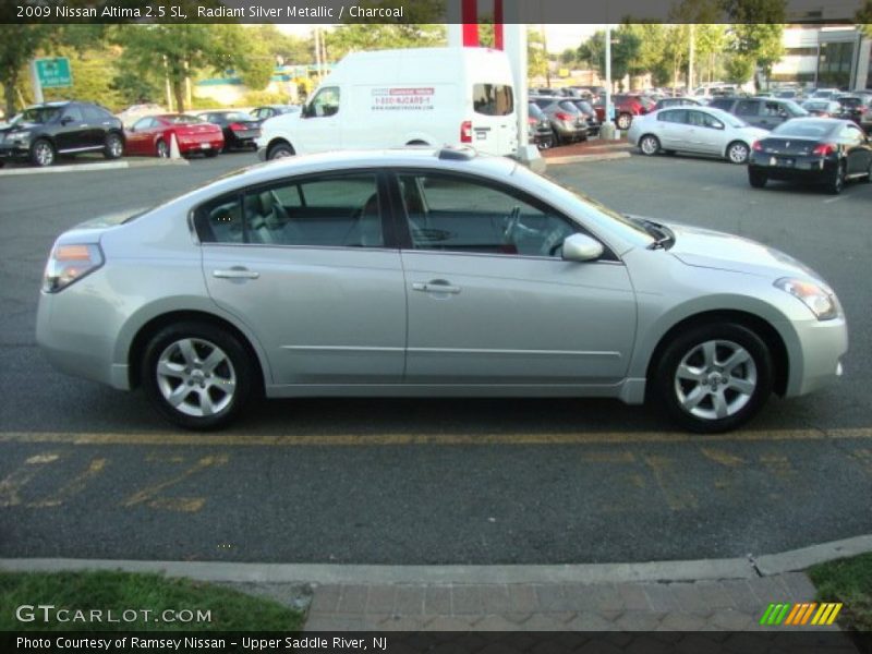 Radiant Silver Metallic / Charcoal 2009 Nissan Altima 2.5 SL