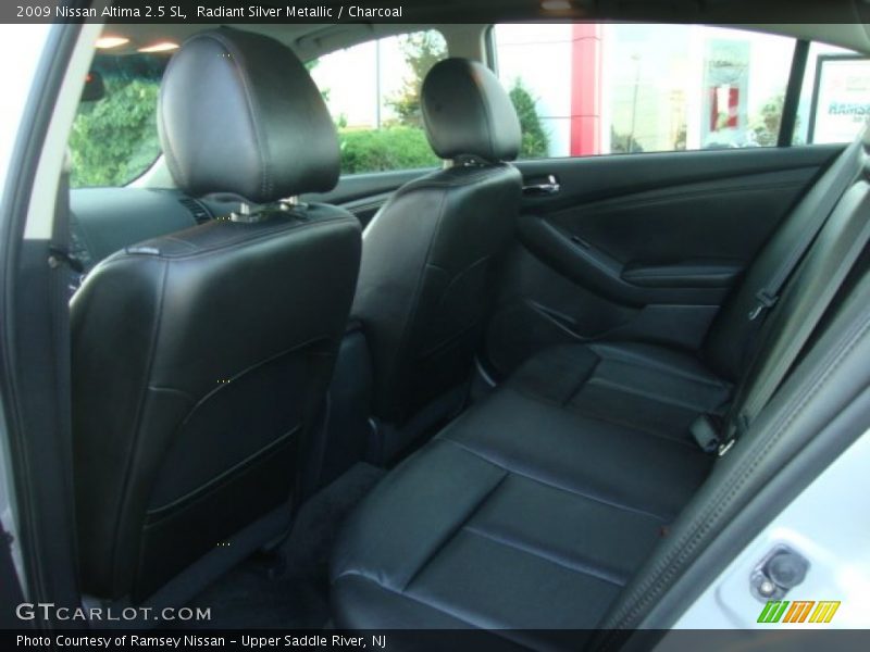 Radiant Silver Metallic / Charcoal 2009 Nissan Altima 2.5 SL