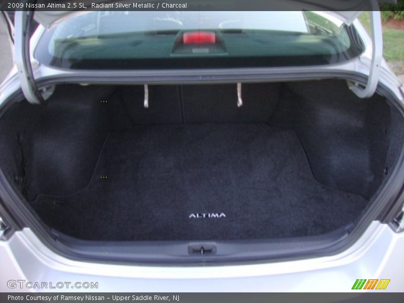 Radiant Silver Metallic / Charcoal 2009 Nissan Altima 2.5 SL
