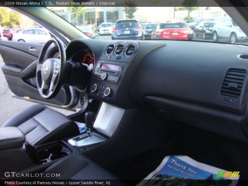 Radiant Silver Metallic / Charcoal 2009 Nissan Altima 2.5 SL