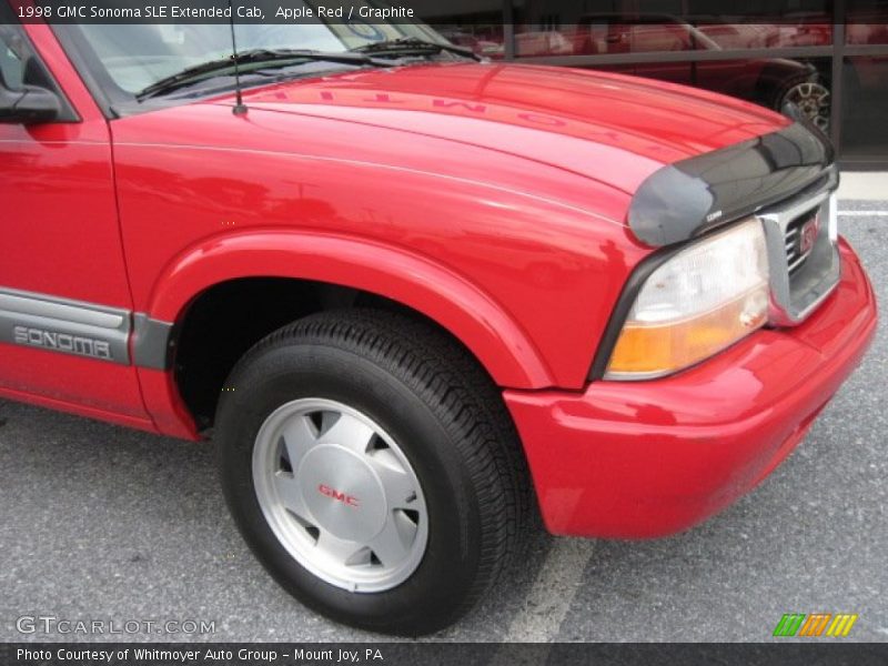 Apple Red / Graphite 1998 GMC Sonoma SLE Extended Cab