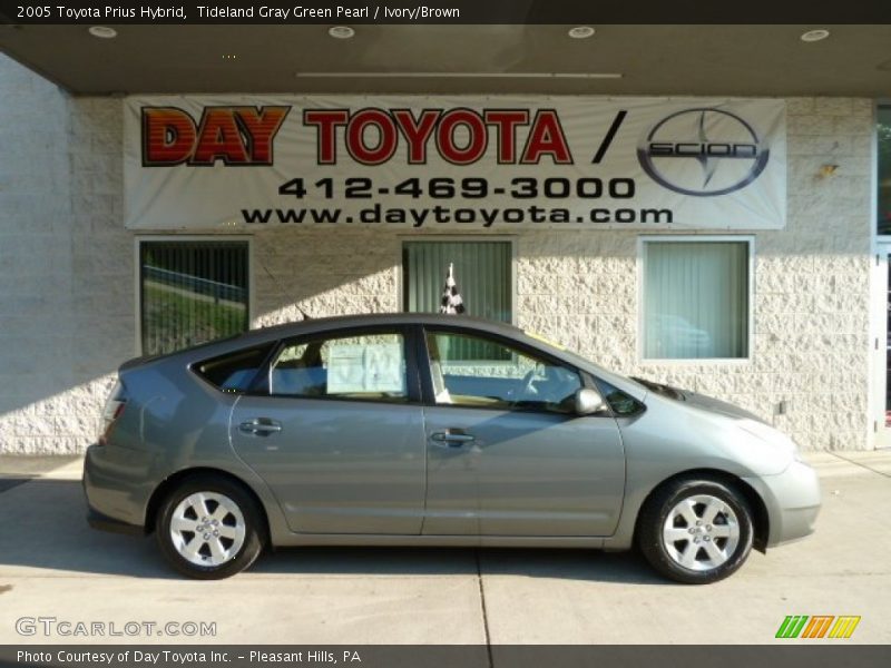 Tideland Gray Green Pearl / Ivory/Brown 2005 Toyota Prius Hybrid