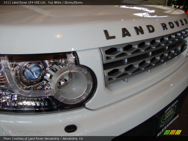 Fuji White / Ebony/Ebony 2011 Land Rover LR4 HSE LUX
