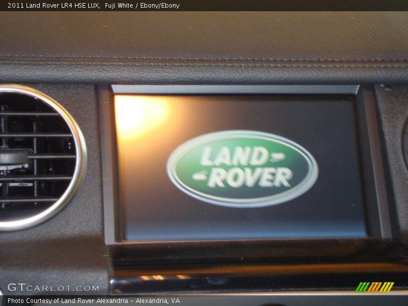 Fuji White / Ebony/Ebony 2011 Land Rover LR4 HSE LUX