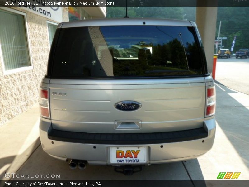 Ingot Silver Metallic / Medium Light Stone 2010 Ford Flex SE
