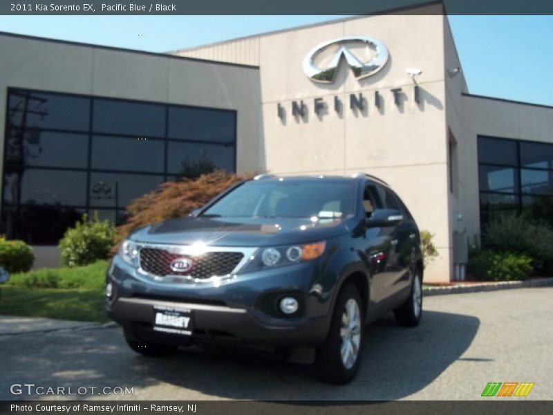 Pacific Blue / Black 2011 Kia Sorento EX