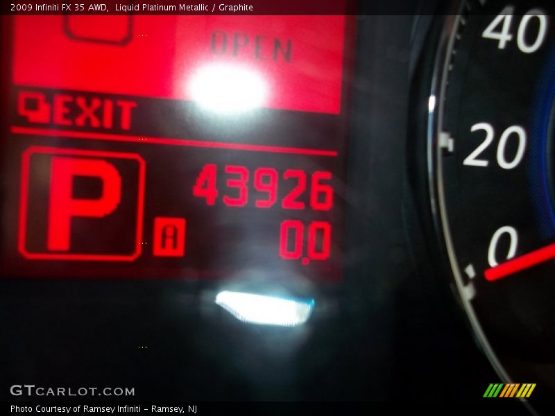 Liquid Platinum Metallic / Graphite 2009 Infiniti FX 35 AWD