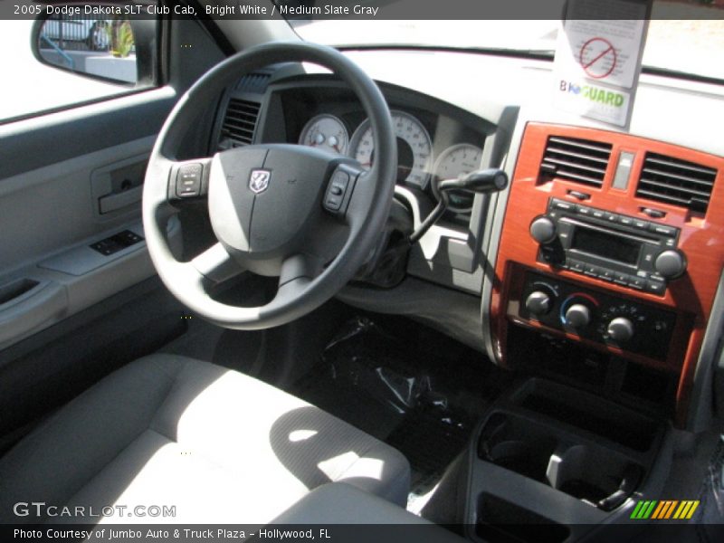 Bright White / Medium Slate Gray 2005 Dodge Dakota SLT Club Cab