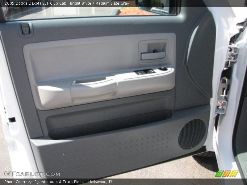 Bright White / Medium Slate Gray 2005 Dodge Dakota SLT Club Cab