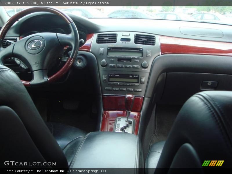 Millennium Silver Metallic / Light Charcoal 2002 Lexus ES 300