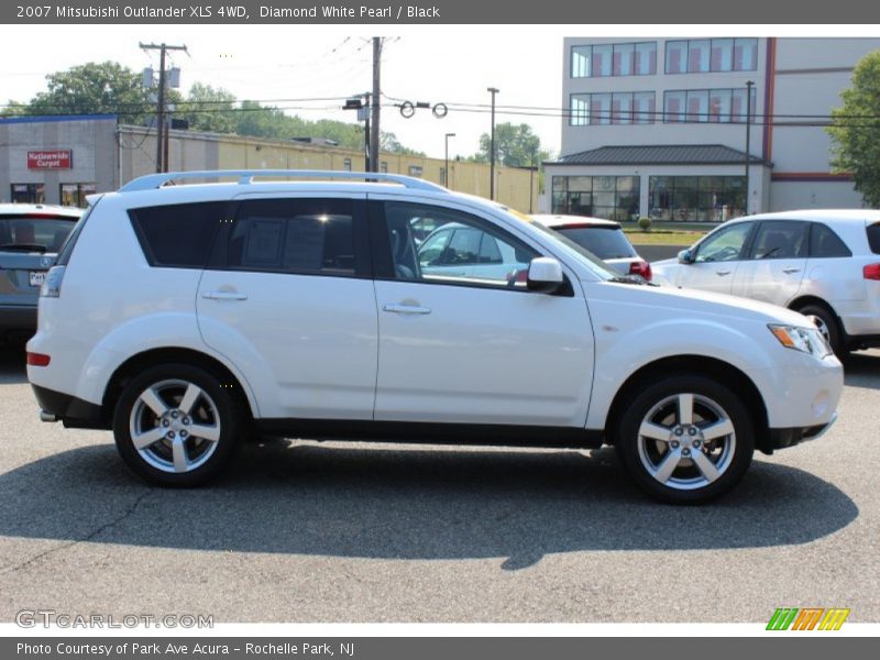 Diamond White Pearl / Black 2007 Mitsubishi Outlander XLS 4WD