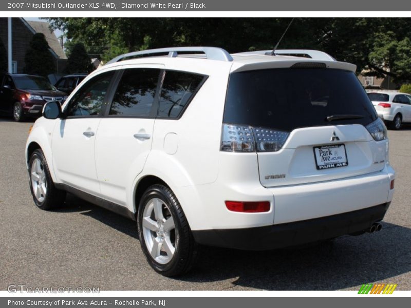 Diamond White Pearl / Black 2007 Mitsubishi Outlander XLS 4WD