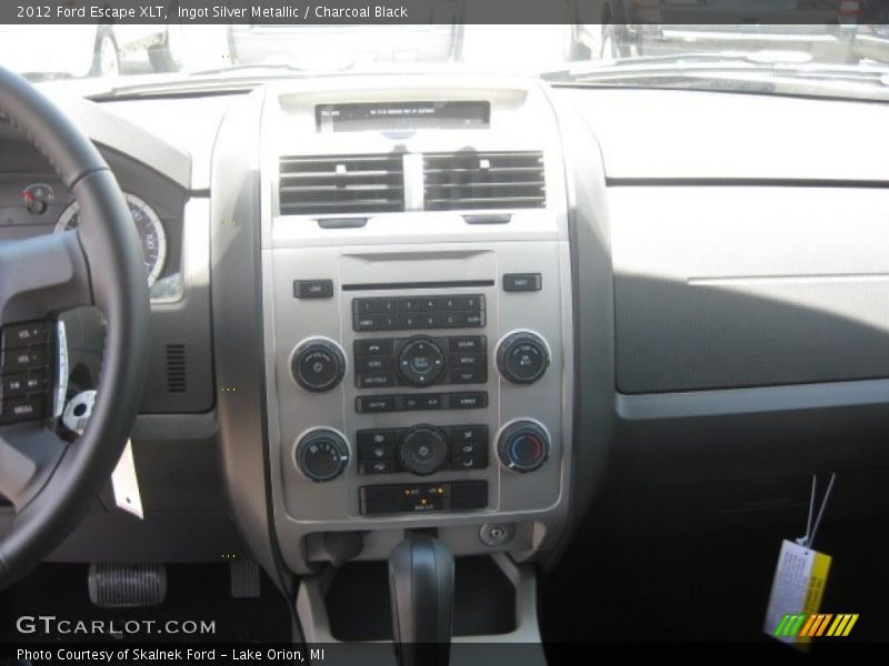 Ingot Silver Metallic / Charcoal Black 2012 Ford Escape XLT