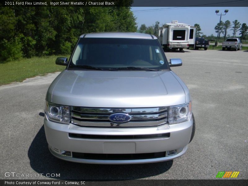 Ingot Silver Metallic / Charcoal Black 2011 Ford Flex Limited