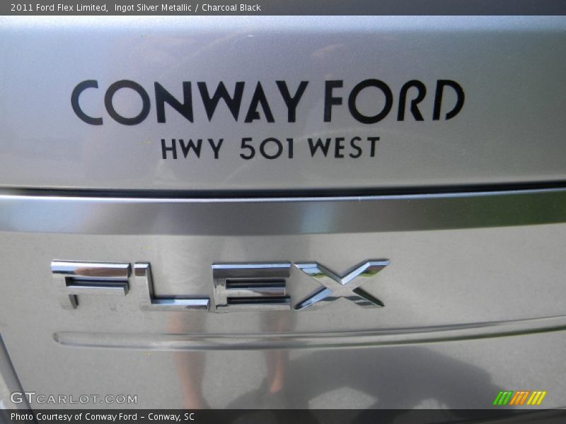 Ingot Silver Metallic / Charcoal Black 2011 Ford Flex Limited