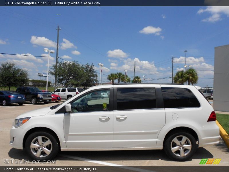 Calla Lily White / Aero Gray 2011 Volkswagen Routan SE