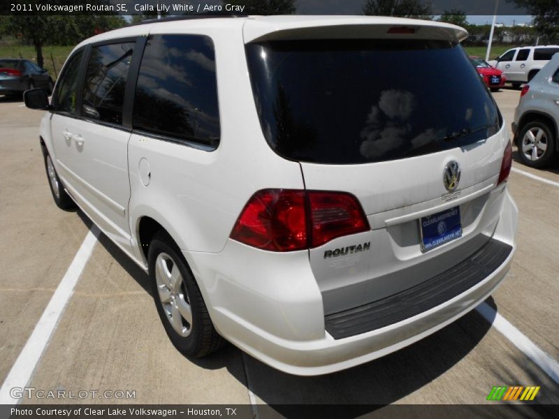 Calla Lily White / Aero Gray 2011 Volkswagen Routan SE