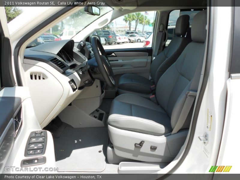Calla Lily White / Aero Gray 2011 Volkswagen Routan SE