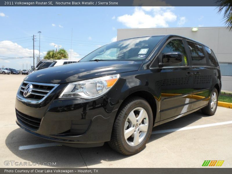 Nocturne Black Metallic / Sierra Stone 2011 Volkswagen Routan SE