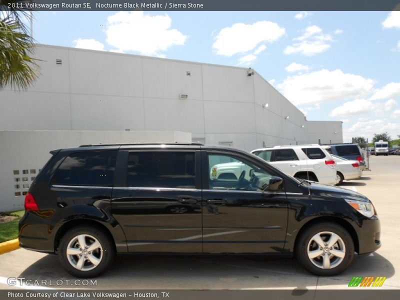 Nocturne Black Metallic / Sierra Stone 2011 Volkswagen Routan SE