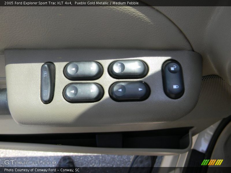 Controls of 2005 Explorer Sport Trac XLT 4x4