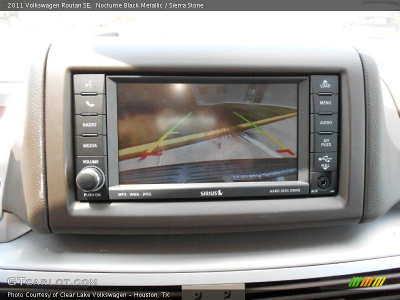 Nocturne Black Metallic / Sierra Stone 2011 Volkswagen Routan SE