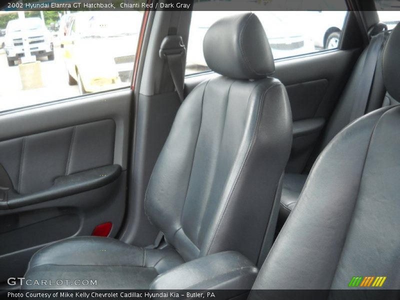 Chianti Red / Dark Gray 2002 Hyundai Elantra GT Hatchback
