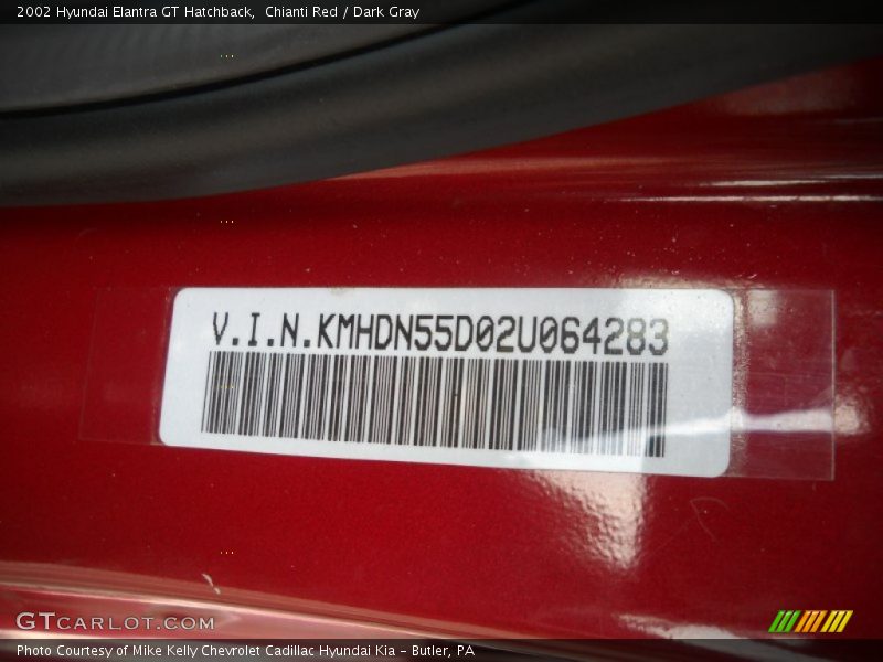 Chianti Red / Dark Gray 2002 Hyundai Elantra GT Hatchback