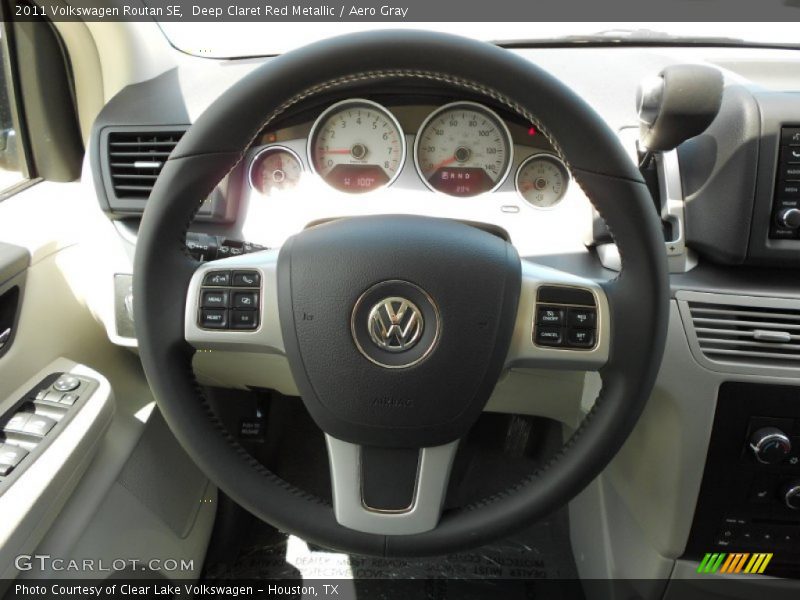Deep Claret Red Metallic / Aero Gray 2011 Volkswagen Routan SE